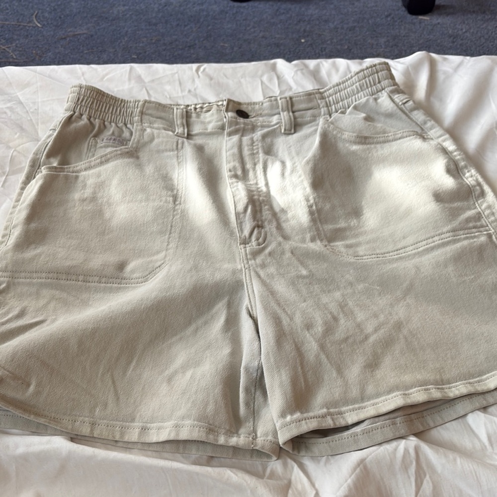Lee Women's Classic Tan Cargo Shorts